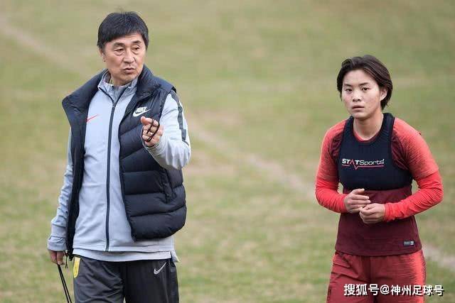 long8唯一官网 - 拉诺基亚：米兰球迷的不安与普利希奇的关键作用